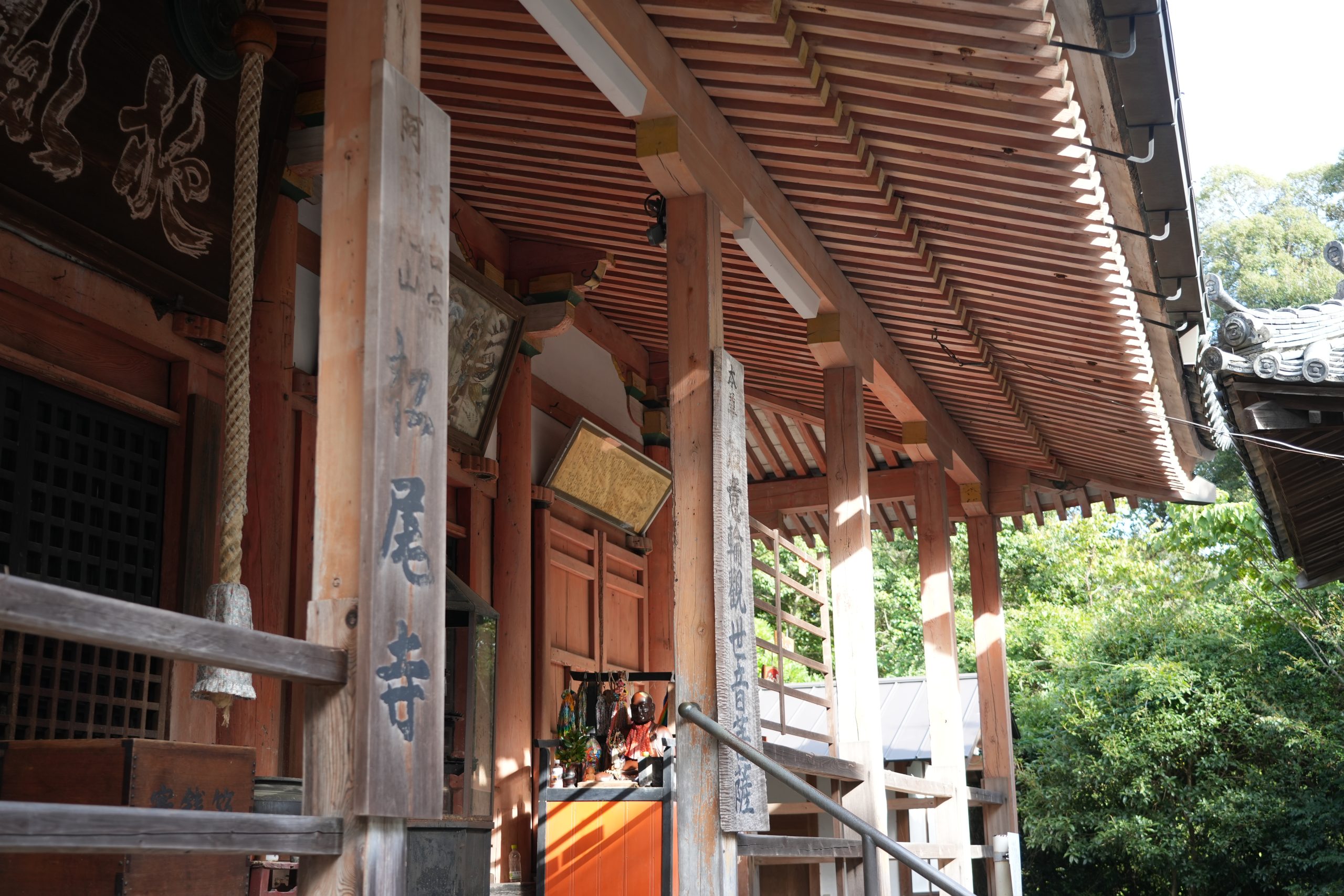 人々を救うために思惟し続ける美しい如意輪観音様をまつる「松尾寺」を訪ねる